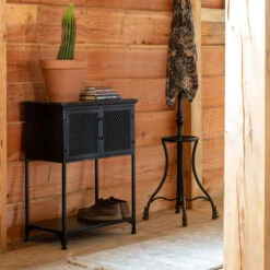 Laag Kastje Zwart Metaal -BePureHome Verkoop dutchbone denver lage zwart metalen wandkast 01