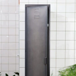 WOOOD Smalle Lockerkast Metaal -BePureHome Verkoop woood cas metalen lockerkast 07